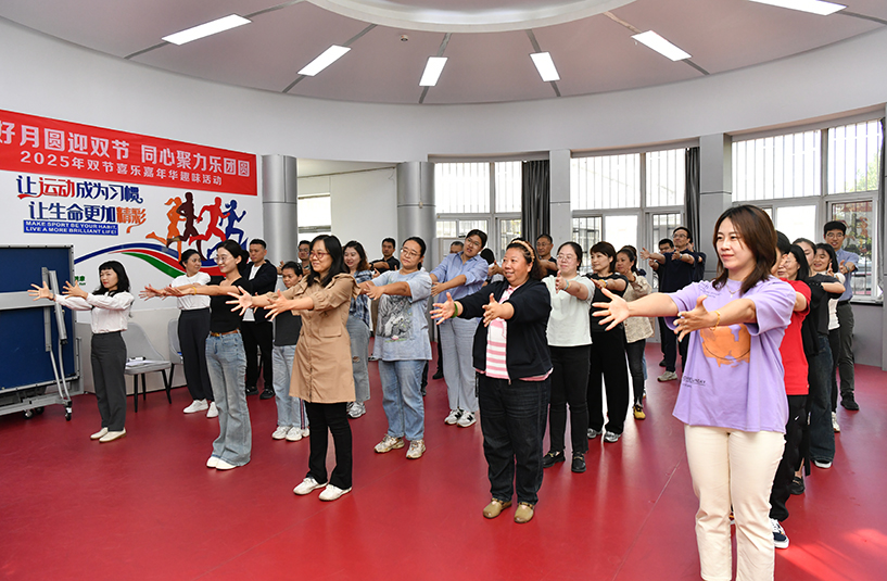 朗威公司2025年国庆中秋双节喜乐嘉年华活动圆满举行